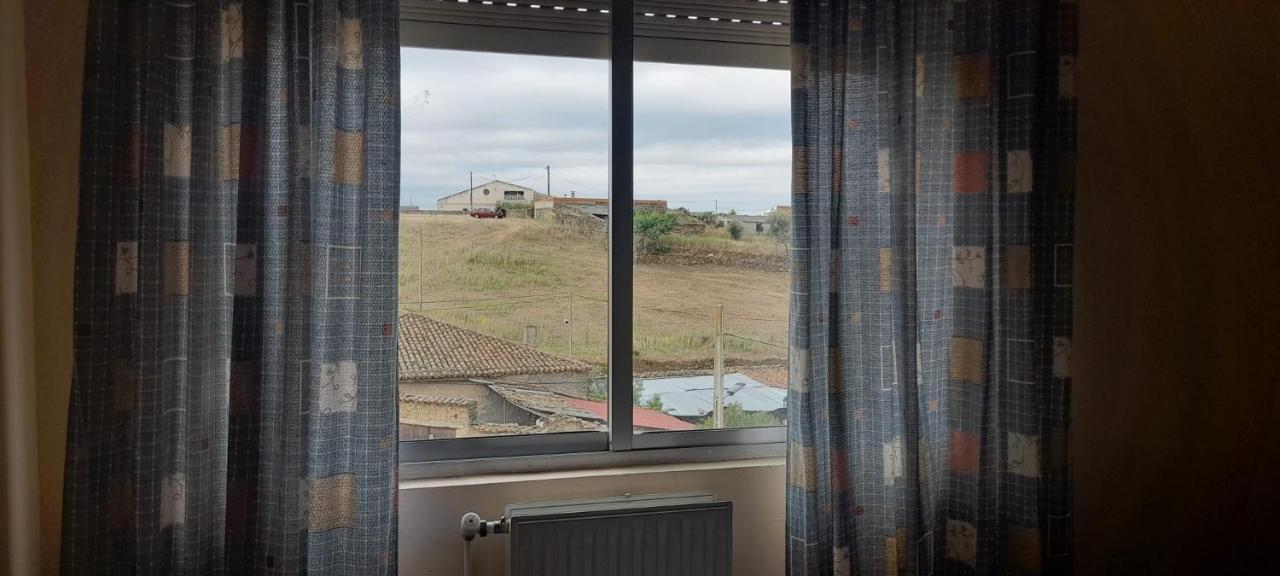Sol Poniente Apartment La Fregeneda ภายนอก รูปภาพ